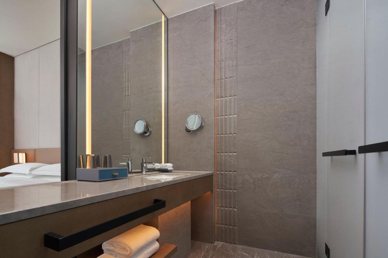 Courtyard By Marriott Wenzhou Yueqing Hotel Eksteriør billede
