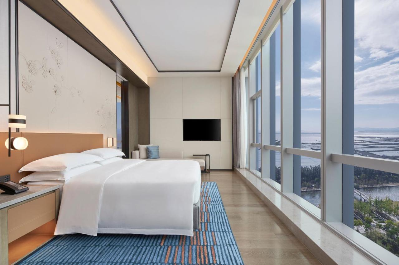 Courtyard By Marriott Wenzhou Yueqing Hotel Eksteriør billede